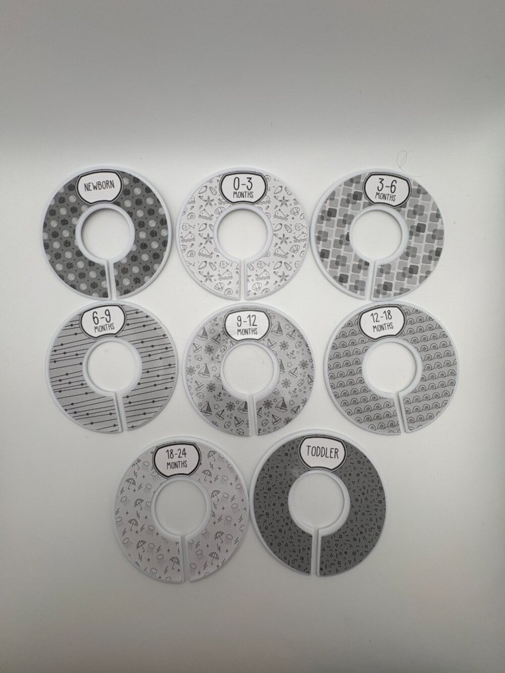 Closet Dividers for Baby Infant Plastic Discs 0 to 24 months NEW (SKU: 403MI)